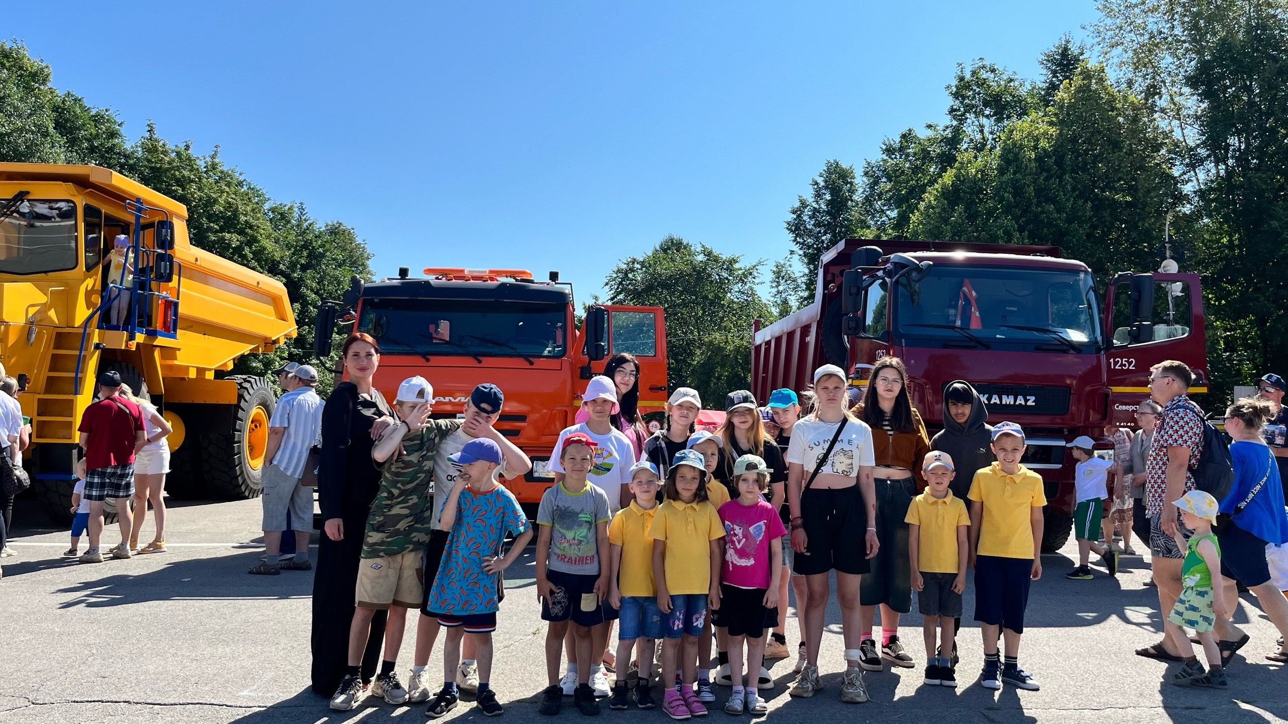 ВПЕЧАТЛЯЮЩАЯ ВЫСТАВКА ТЕХНИКИ ПАО «СЕВЕРСТАЛЬ»!