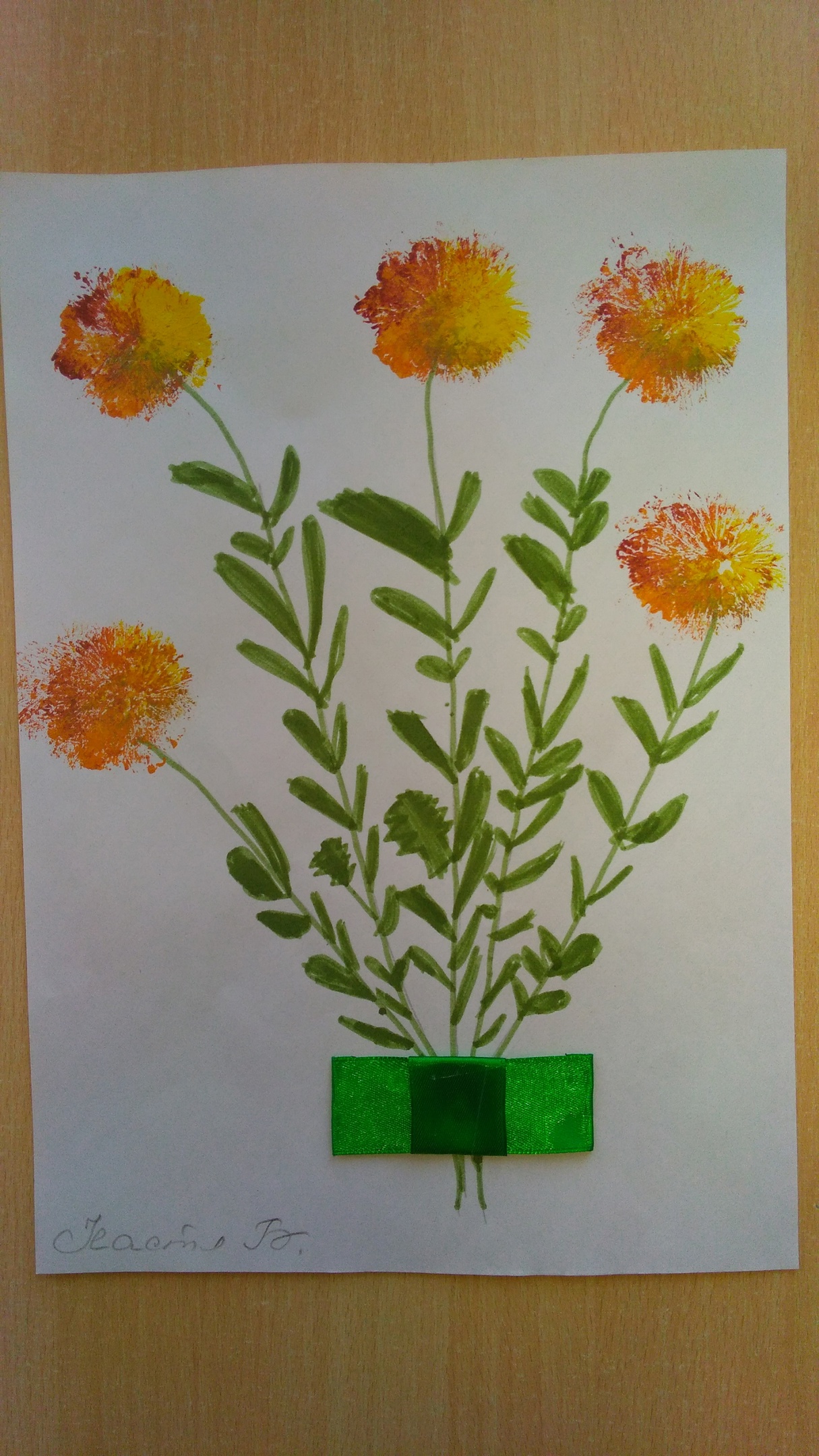 В ТВОРЧЕСКОЙ МАСТЕРСКОЙ МАЛЫШЕЙ «РОСТКА» ЦВЕТЁТ ЛЕТО