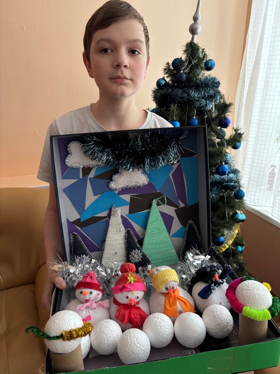 РЕБЯТА ПРИНЯЛИ УЧАСТИЕ В ОБЩЕГОРОДСКОМ КОНКУРСЕ НОВОГОДНИХ ИГРУШЕК