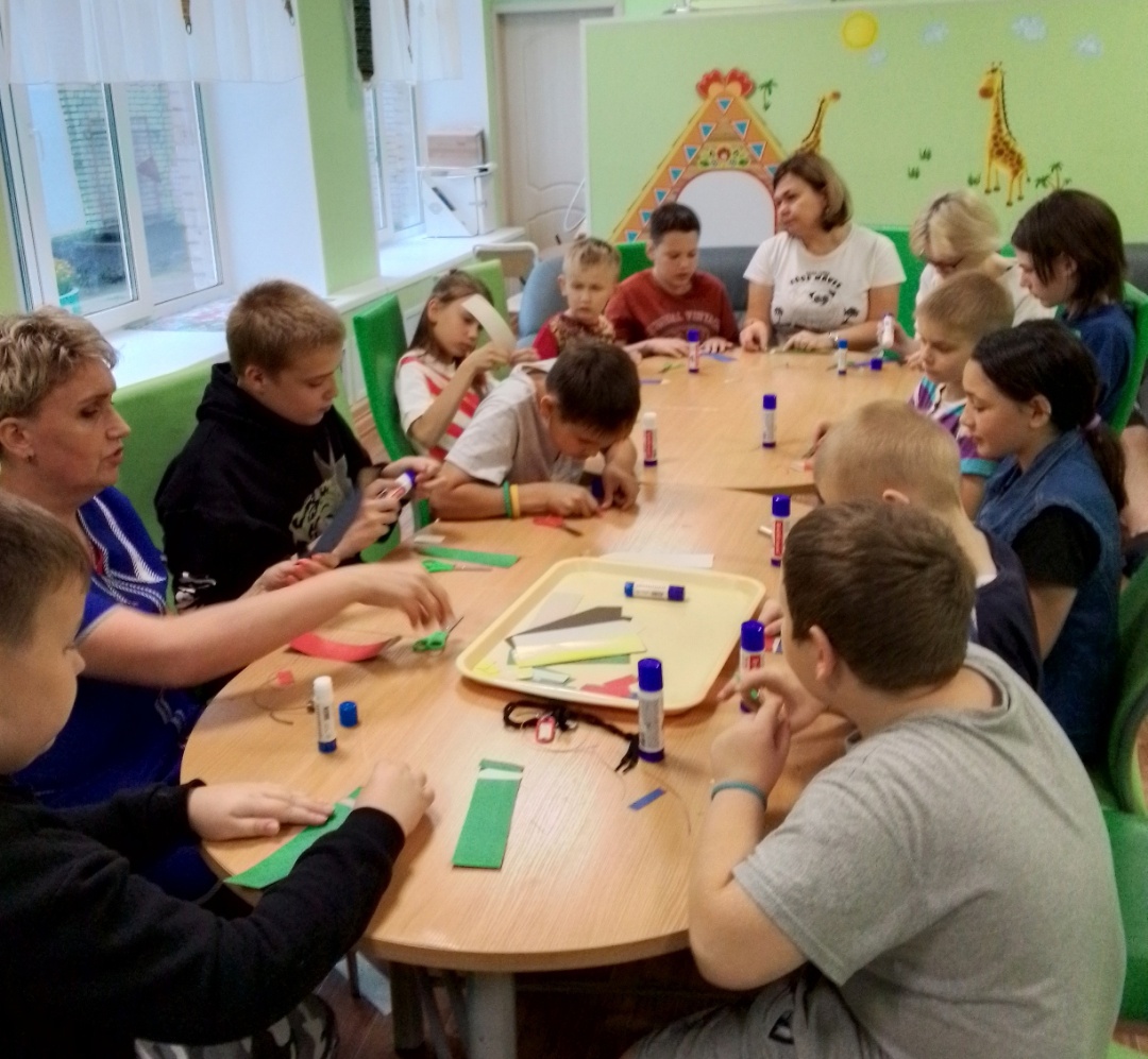 «БУМАЖНЫЕ ИСТОРИИ»