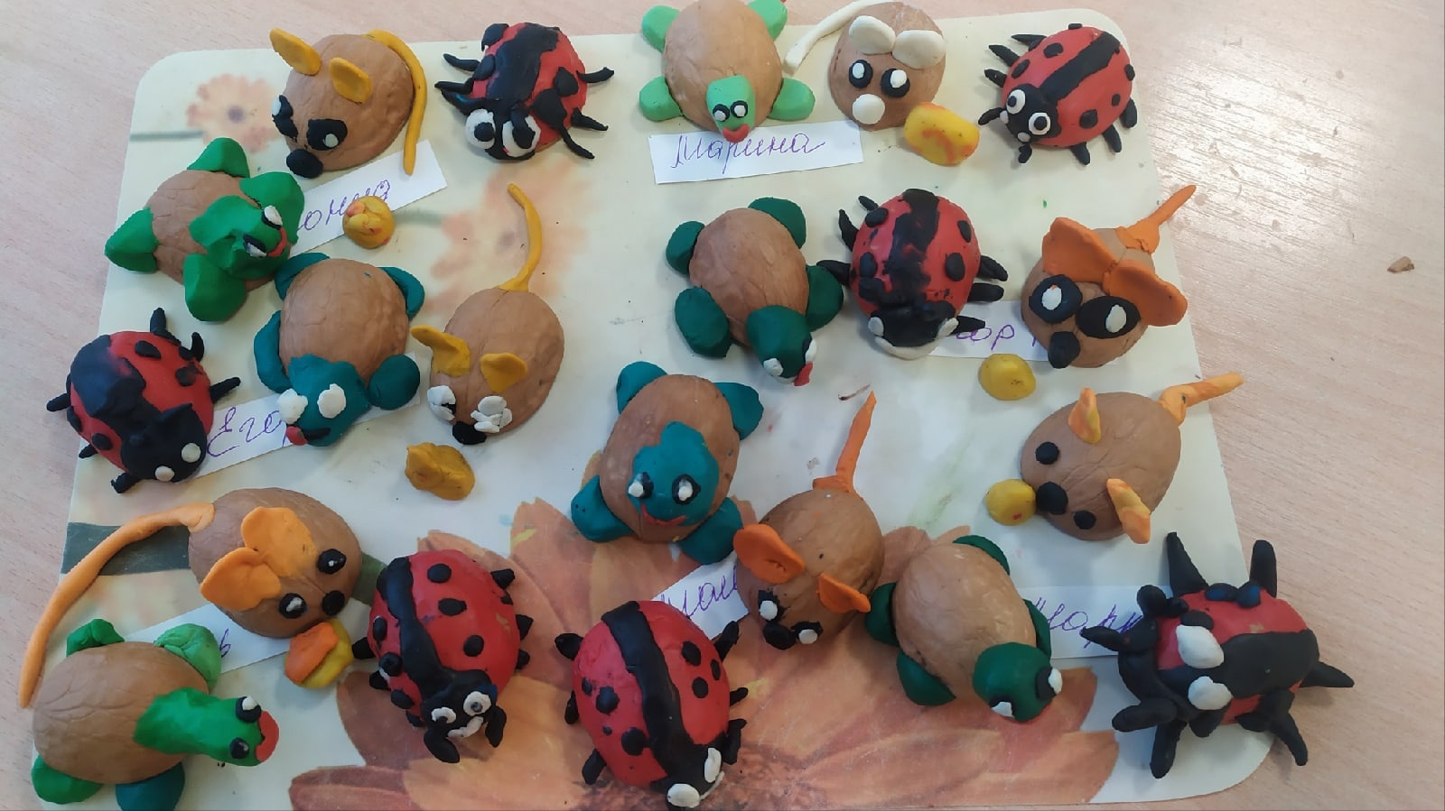 НАШИ МАЛЫШИ БЕЗ ДЕЛА НЕ СКУЧАЮТ!