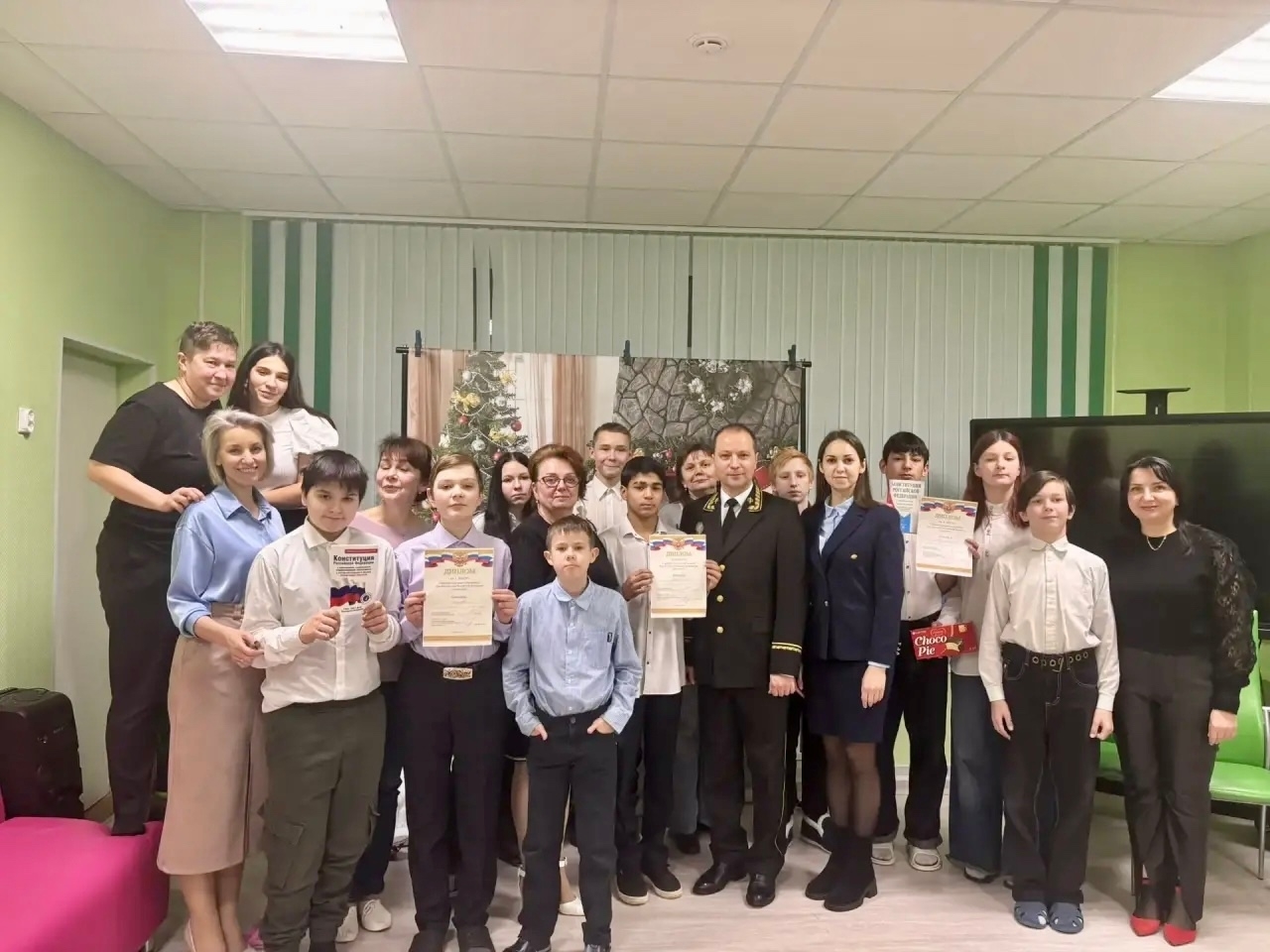 12 ДЕКАБРЯЮ, В ДЕНЬ КОНСТИТУЦИИ РОССИЙСКОЙ ФЕДЕРАЦИИ, ЗАМЕСТИТЕЛЬ ПРЕДСЕДАТЕЛЯ ЧЕРЕПОВЕЦКОГО ГОРОДСКОГО СУДА АЛЕКСЕЙ АНДРЕЕВИЧ ГОРЕВ 