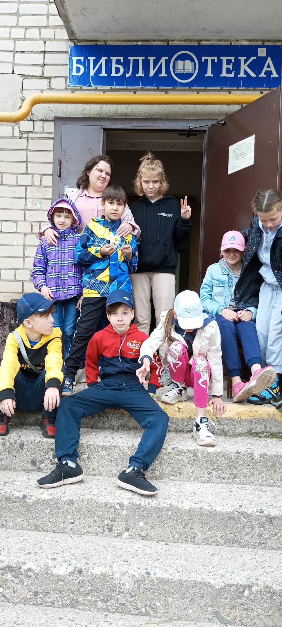 СОБЛЮДАЯ ПДД-НЕ ОКАЖЕШЬСЯ В БЕДЕ!