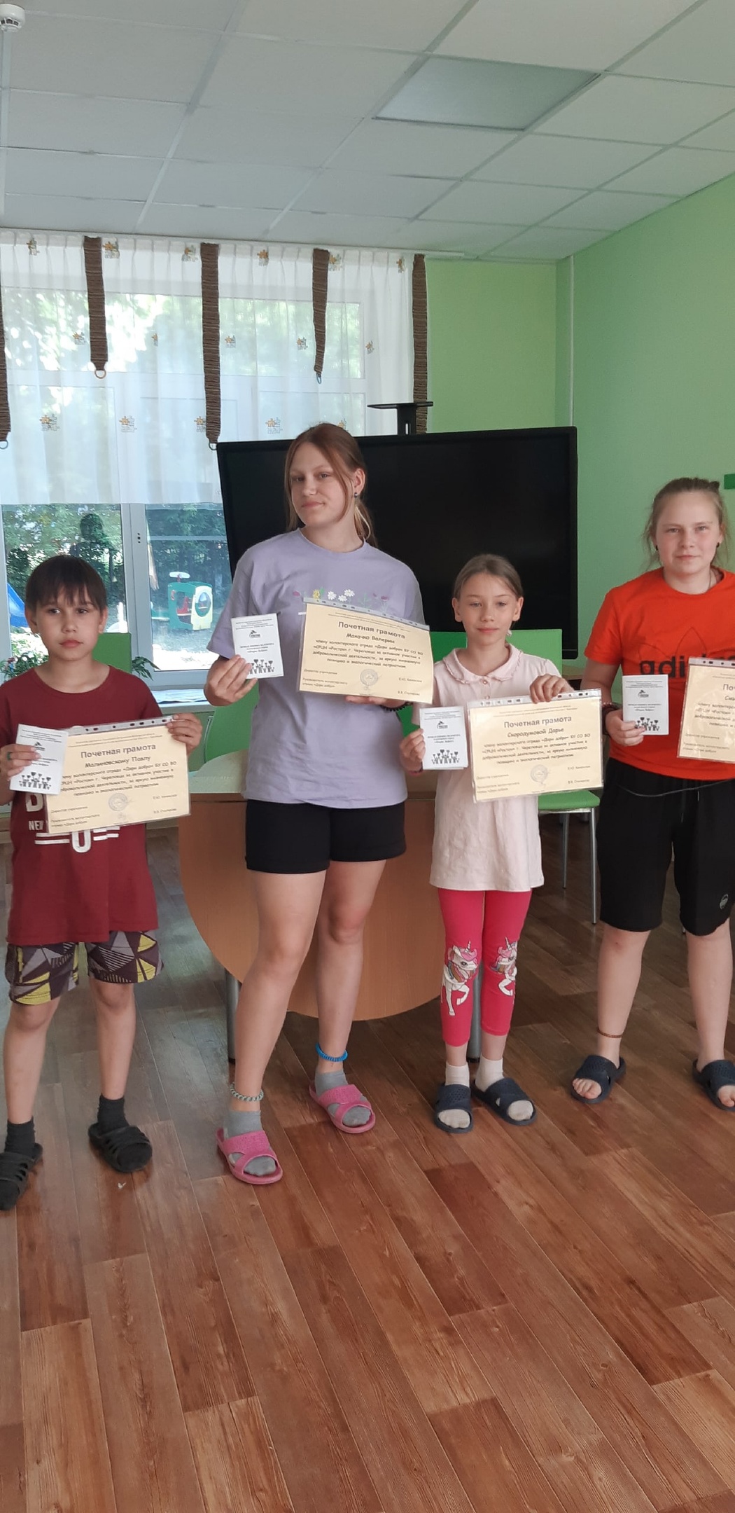 В «РОСТКЕ» СОСТОЯЛАСЬ ТОРЖЕСТВЕННАЯ ЦЕРЕМОНИЯ ПОСВЯЩЕНИЯ В ДОБРОВОЛЬЦЫ ОТРЯДА «ДАРИ ДОБРО»