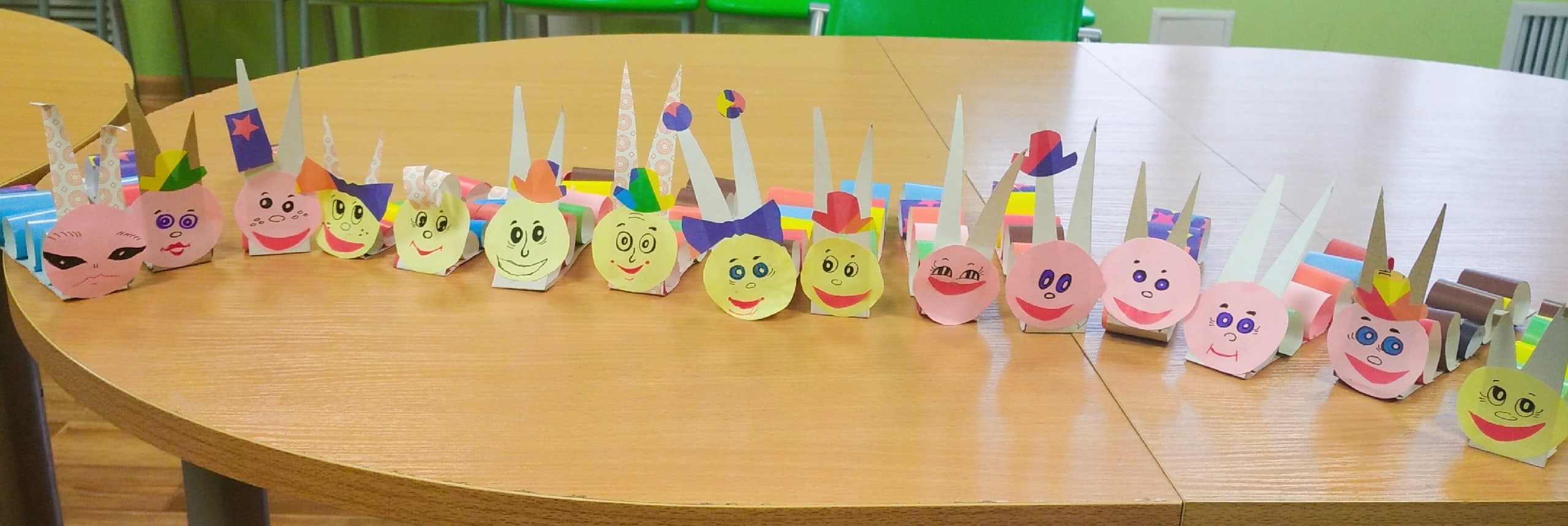 ЗАБАВНЫЕ ГУСЕНИЧКИ