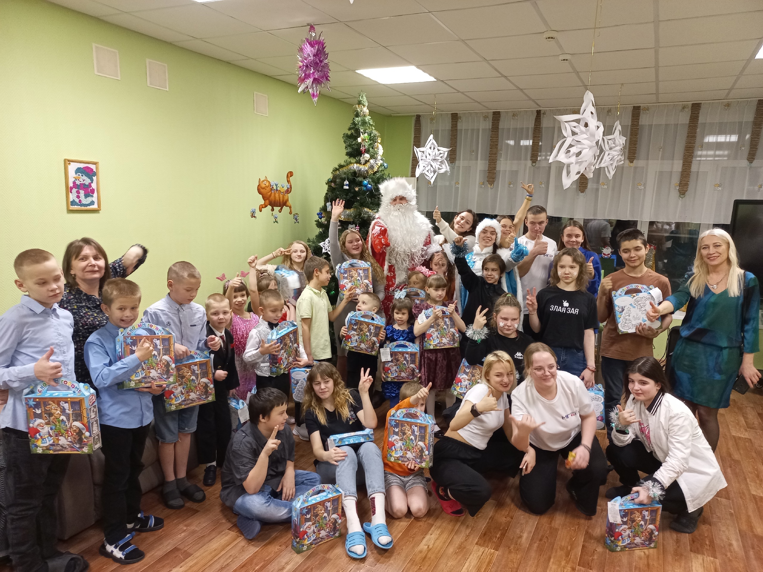 ДЕД МОРОЗ – РАЗ, ДЕД МОРОЗ – ДВА!..