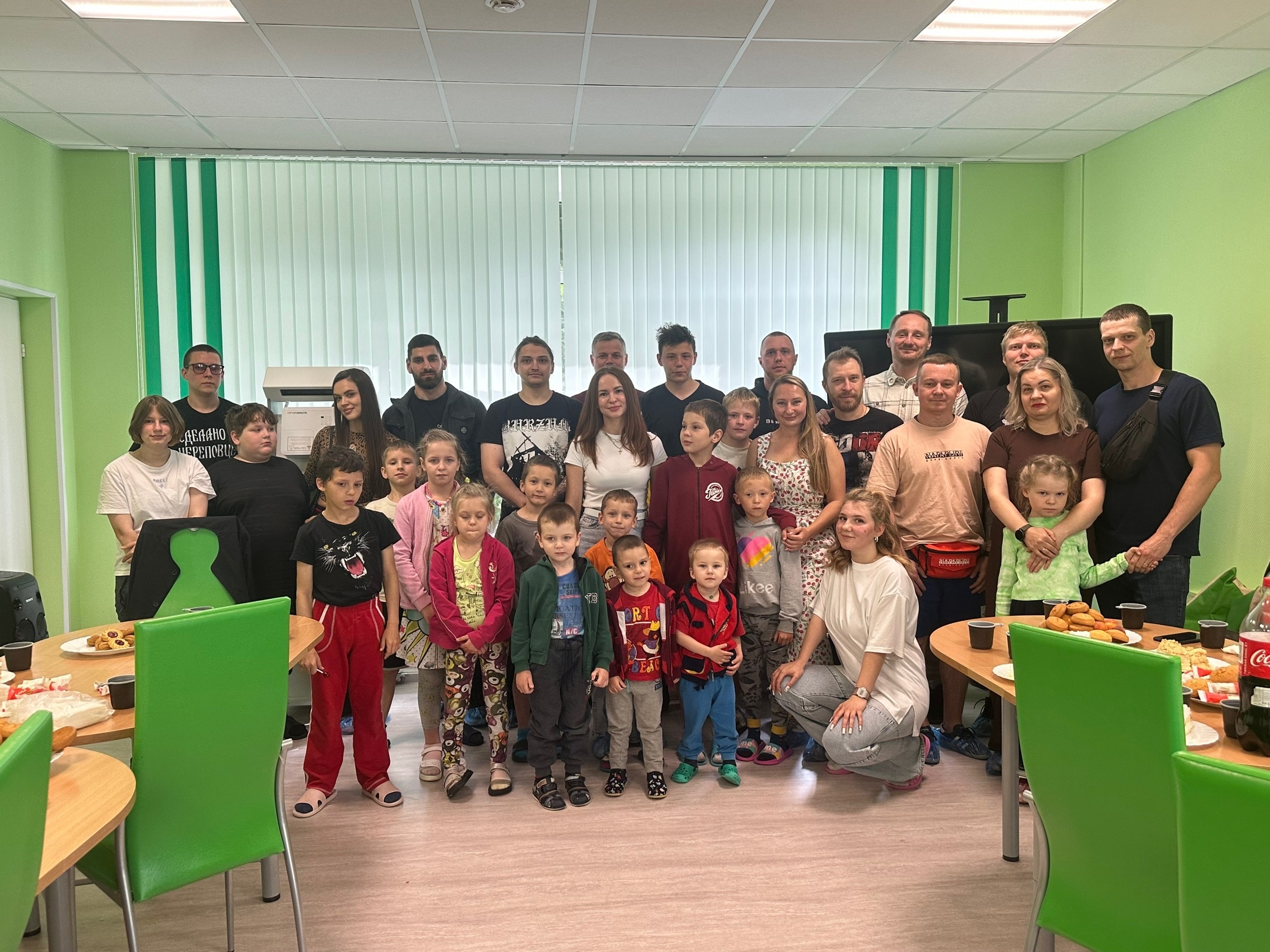 ДОБРАЯ ВСТРЕЧА В ТЁПЛОЙ КОМПАНИИ!